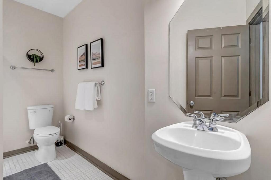 Modern, Insta-Worthy 2B Townhome In Walkable Springfield! جاكسونفيل المظهر الخارجي الصورة